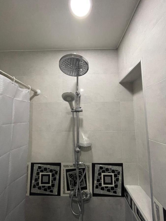 Aa Hotel Тбилиси Экстерьер фото